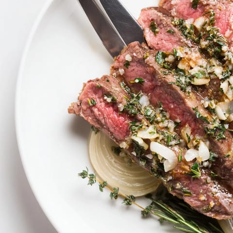 Festlicher Braten mit Kräutern