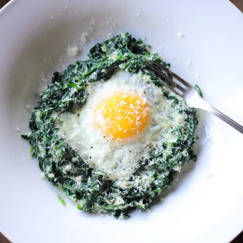 Cremiger Spinat mit Ei