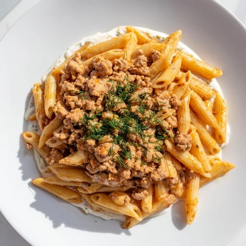 Türkische Pasta mit Hackfleisch