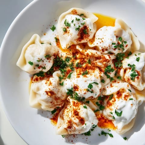 Türkische Käse Manti